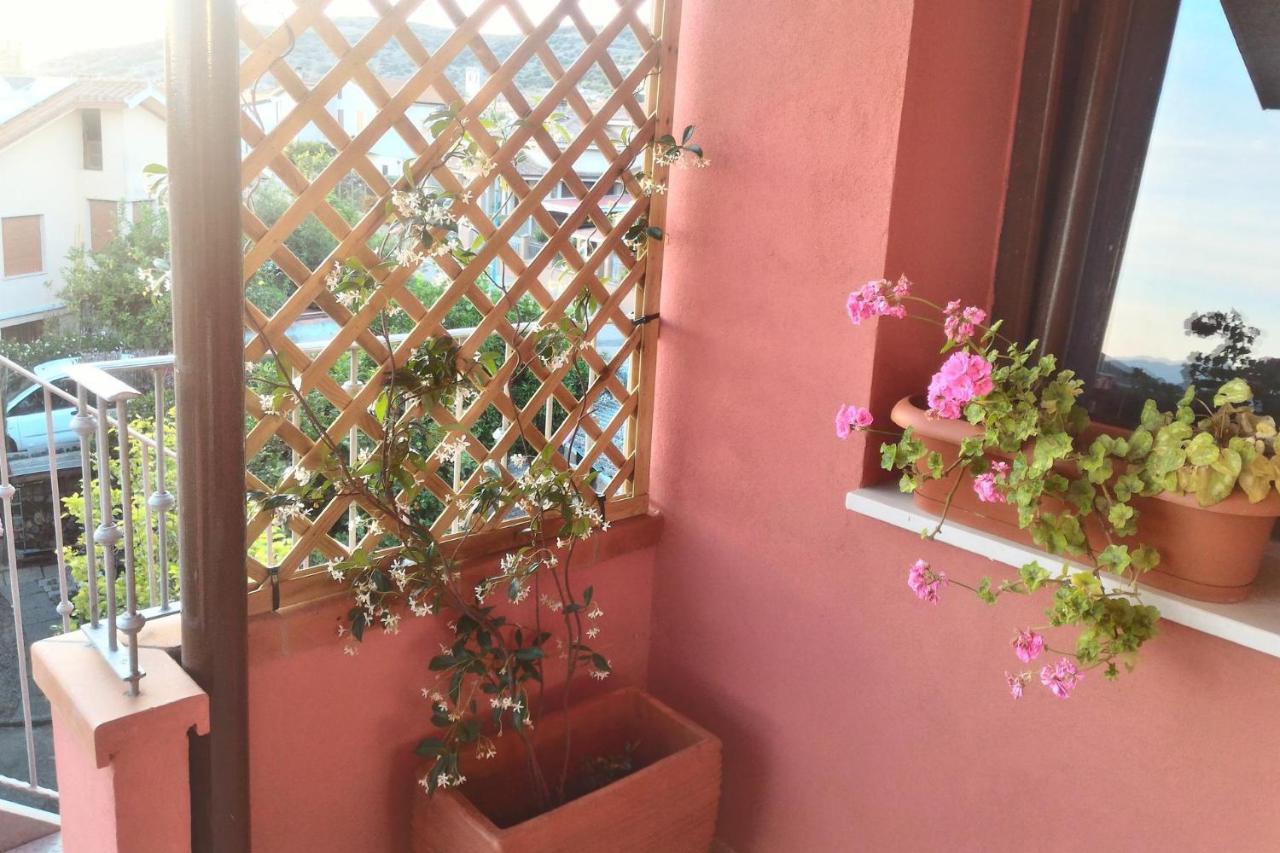 Corona Bed & Breakfast ซาร์ดารา ภายนอก รูปภาพ